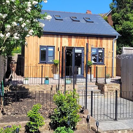 Forest Cedar Lodge, Forest Of Dean Cinderford Exterior foto